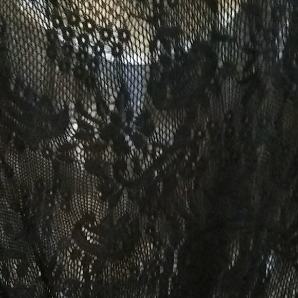 Women's top size medium - Picture 5 of 5